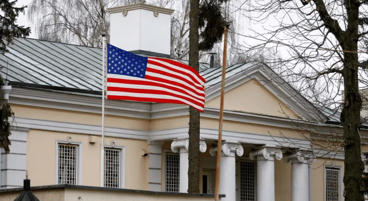 Estados Unidos pide a sus ciudadanos que eviten ir a Bielorrusia o que abandonen la nación de inmediato