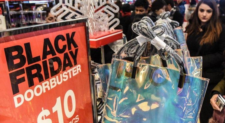 Laredo, Texas invita a regiomontanos a disfrutar del Black Friday
