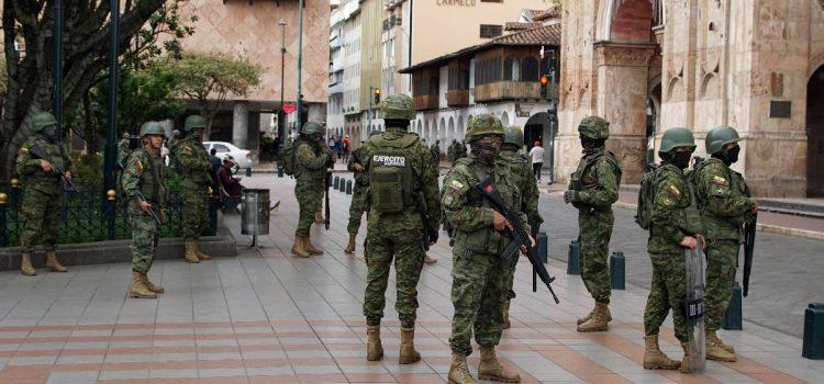 Estados Unidos Brinda Apoyo Militar a Ecuador en Medio de Conflicto Interno