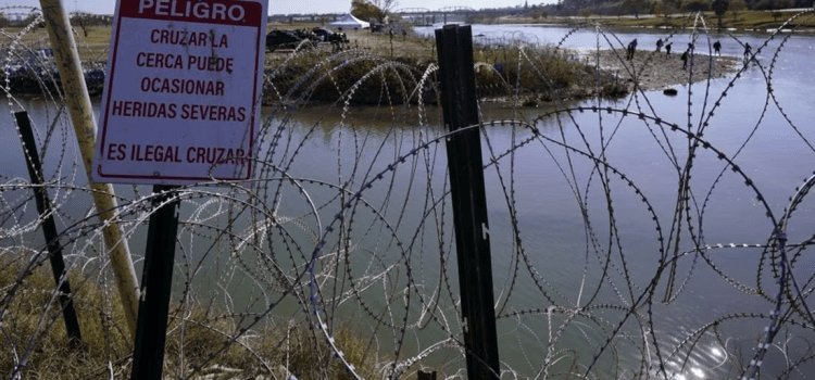 Decisión del tribunal supremo de EE. UU.: retiro de alambre de púas en la frontera con México