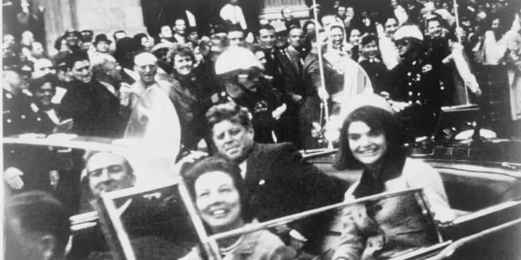 Trump desclasifica archivos sobre el asesinato de John F. Kennedy Trump desclasifica archivos sobre el asesinato de John F. Kennedy