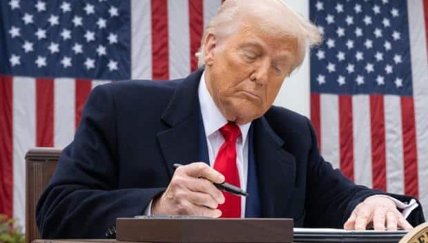 Tribunal federal bloquea parte de los aranceles impuestos por Trump a otros países