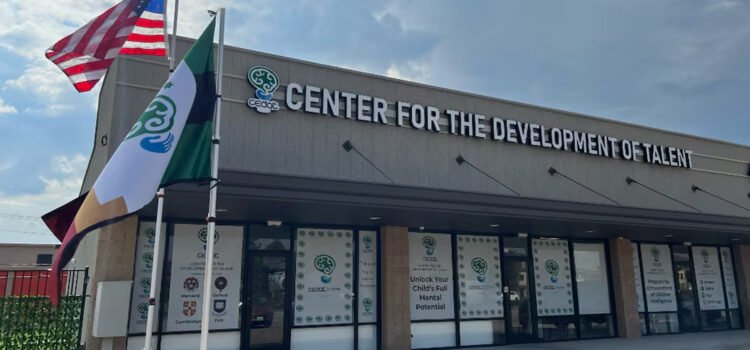Abrirá CEDAT en Texas: Buscará impulsar a niños genio latinos en Estados Unidos