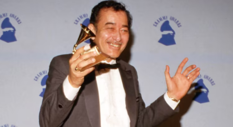 La leyenda del texano Flaco Jiménez muere a los 86 años, dice su familia
