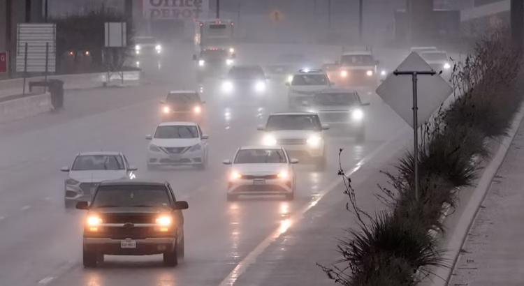 Combinación de lluvia y calor llega a zonas de San Antonio