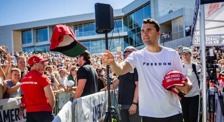 Asesinan a Charlie Kirk, activista conservador aliado de Trump. Asesinan a Charlie Kirk, activista conservador aliado de Trump.