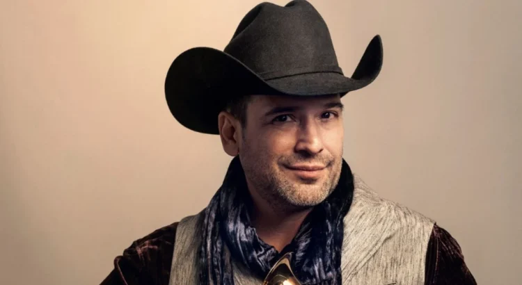 Bobby Pulido, estrella de la música tejana, se lanza a la política en el sur de Texas