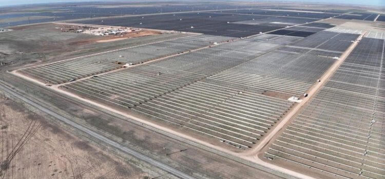 Repsol pone en marcha un complejo solar de 629 MW en Texas