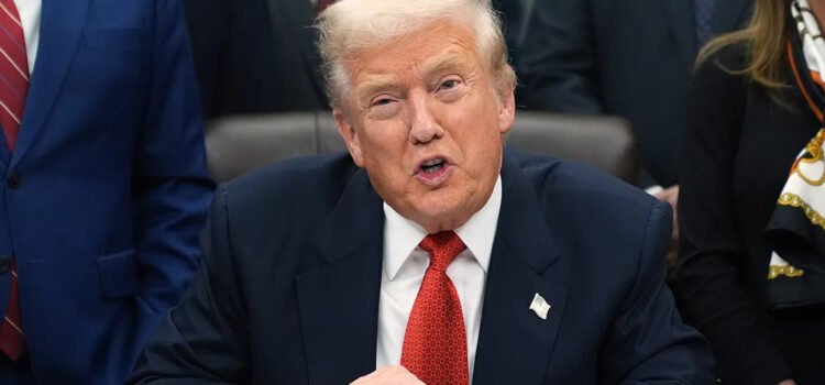 Trump cede ante el caso Epstein mientras los republicanos se rebelan